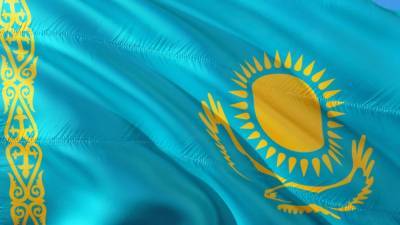 Правила использования флага Казахстана объяснили в Минкульте