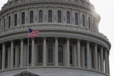 Законопроект о стимулах на $908 млрд получил поддержку консерваторов в Конгрессе США