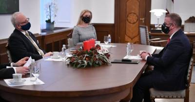 Канцелярия президента о встрече Левитса, Кариньша и Мурниеце: некоторые события нужно проводить очно