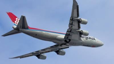 В новосибирском аэропорту Boeing 747 дважды за сутки совершил экстренную посадку
