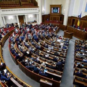 Рада одобрила законопроект о 8 тысячах гривен для ФОПов