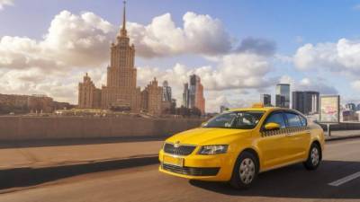 Московских таксистов будут контролировать строже
