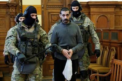 Боевика ИГ приговорили к пожизненному сроку в Венгрии за преступления в Сирии - lenta.ru - Россия - Сирия - Венгрия - Будапешт - Хомс