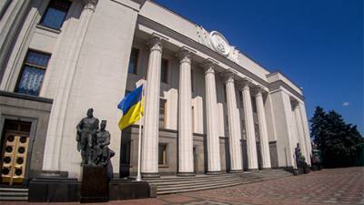 В Украине восстановили уголовную ответственность за недостоверное декларирование