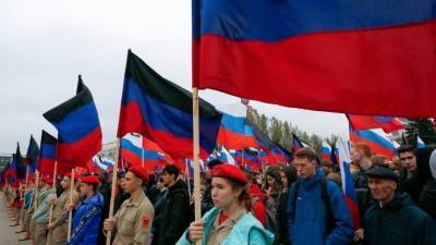 Кремль считает нецелесообразными рассуждения о признании ДНР и ЛНР