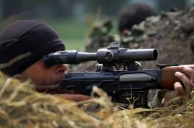 На Донбассе снайпер боевиков отправил на больничную койку украинского военного