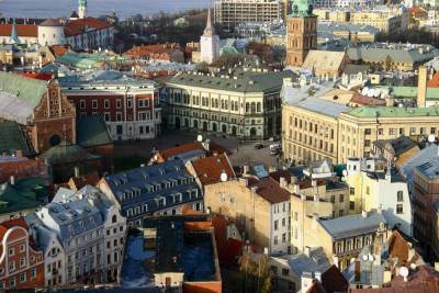 Служба безопасности Латвии провела обыски из-за нарушения санкций ЕС, связанных с Украиной
