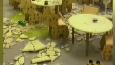 В Кемерове в новом детском саду, который был открыт меньше недели назад, обрушилась часть потолка