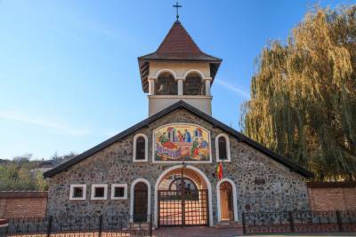 Жителя Харьковщины оштрафовали за маты возле церкви
