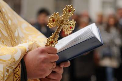Бортник: Украинская власть должна урегулировать церковный конфликт в стране
