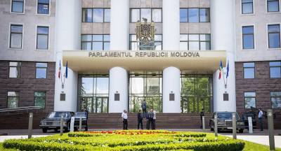 Молдавские социалисты начали переговоры по роспуску парламента