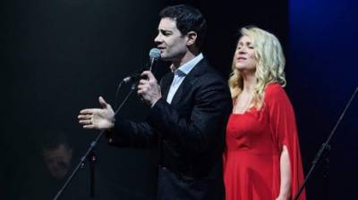 Оставшиеся без концертов Макарские принимают гуманитарную помощь из-за границы