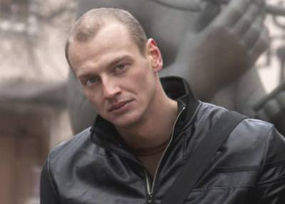Участник «Дома-2» обвинил звезду российских сериалов в жестоком избиении в баре