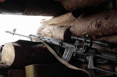 Оккупанты увеличили количество снайперов и диверсантов на Донбассе, – разведка