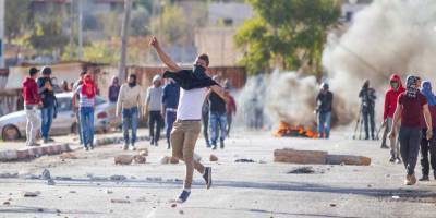 13-летний палестинский подросток тяжело ранен в столкновениях с ЦАХАЛом