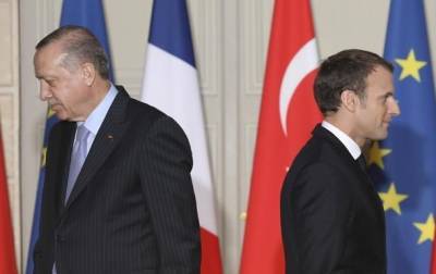 Тайип Эрдоган - Эммануэль Макрон - Эрдоган: Макрон – бремя для Франции - korrespondent.net - Украина - Турция - Франция - Азербайджан - Нагорный Карабах