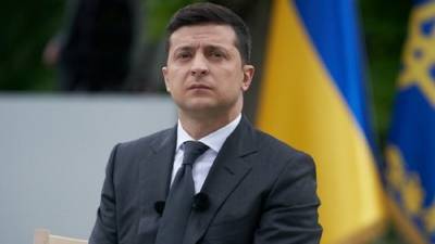 Отменять отпуска не надо: Зеленский заявил, что Украина не будет закрывать границы