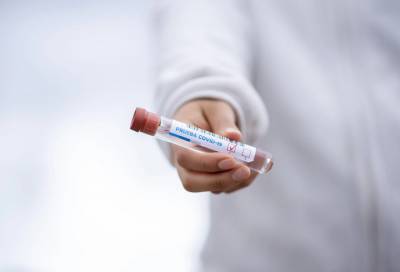 Доктор Мясников сравнил точность существующих тестов на коронавирус