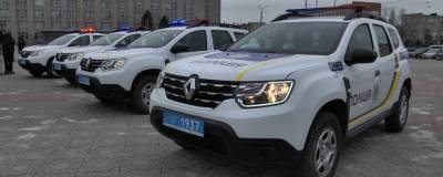 На Луганщине полицейские офицеры получили служебные авто