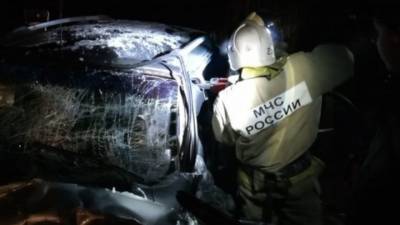 Столкновение микроавтобуса и внедорожника в Твери: 11 пострадавших