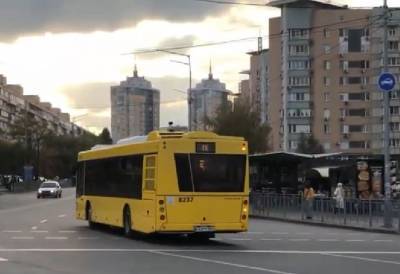 Автобусы поедут по-другому в Киеве: к чему готовиться пассажирам в выходные дни