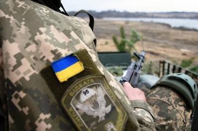 На Донбассе позиции ООС обстреляли из артиллерии, один боец ранен, - штаб ООС