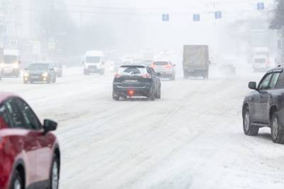 В Якутии мужчина насмерть замерз в автомобиле на трассе