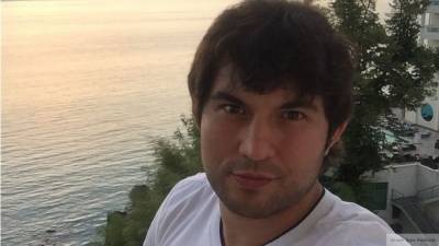 Сын Бари Алибасова подозревает, что на его отца могли совершить покушение
