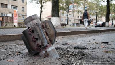 Ваграм Погосян - В НКР заявили о соблюдении режима прекращения огня в Карабахе - riafan.ru - Азербайджан - Степанакерт