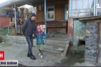 "Мама отдает в интернат, папа - забирает": странная история с детьми потрясла Украину