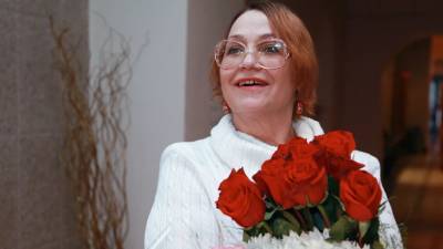 Путин поздравил актрису Русланову с юбилеем