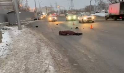 В Уфе автомобилист сбил двух пешеходов, женщина в итоге погибла