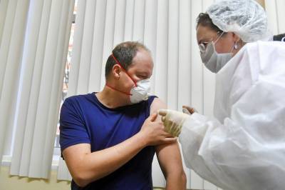 Как проходит первый день масштабной вакцинации от коронавируса в Москве