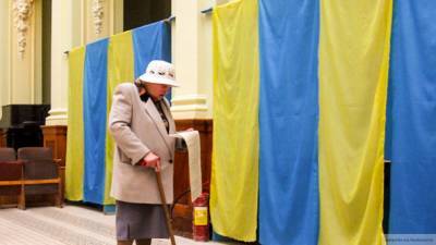 Низкая политическая культура украинцев привела к безнаказанности власти