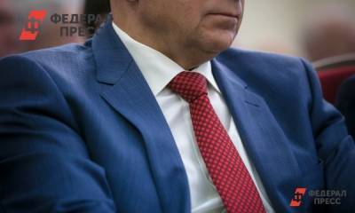 Мэр Новокузнецка плюнул на пол во время интервью на телевидении