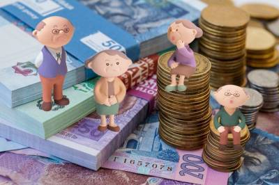Повышение пенсий в декабре: Минсоцполитики рассказало, кто получит больше