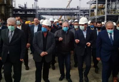 Премьер-министр Сирии оценил восстановление нефтезавода в Хомсе