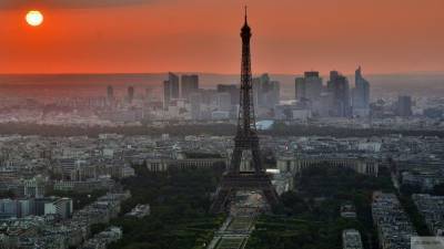 Акции протеста из-за законопроекта о съемке полицейских вспыхнули в Париже