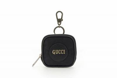 Gucci выпустили аксессуары для хранения AirPods