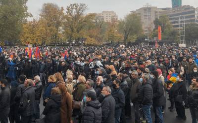 Армянская оппозиция в очередной раз выдвинула премьеру ультиматум