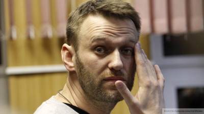 Россияне массово отписываются от Навального в соцсетях