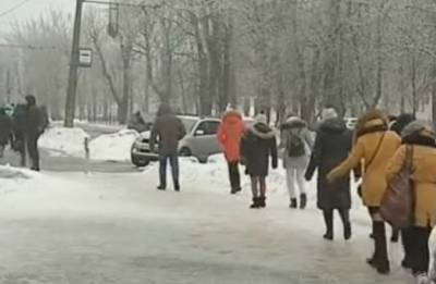 Погода не пощадит, украинцев предупредили о резком похолодании и гололедице: по каким областям ударит