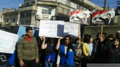 Жители Дейр эз-Зора вышли на антикурдский протест
