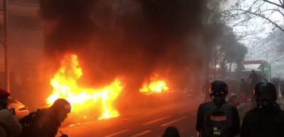 Акция протеста в Париже обернулась погромами