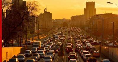 Почему после 10 лет транспортных реформ Москва продолжает стоять в пробках