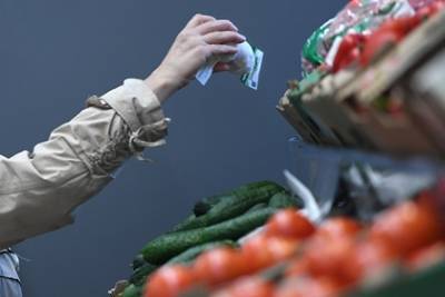 Эксперт спрогнозировал падение цен на популярные у россиян продукты