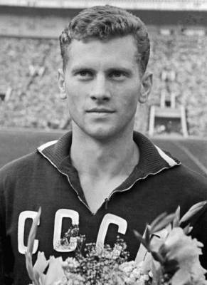 Губерниев сравнил гол Понедельника в финале Евро-1960 с полетом Гагарина