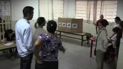 Выборы в парламент Венесуэлы проходят без участия оппозиции