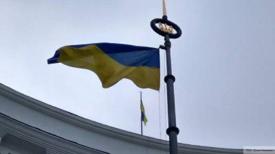 Киев намерен ввести новые ограничения против России из-за Донбасса