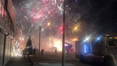 В МЧС уточнили данные по пожару на рынке в Ростове-на-Дону